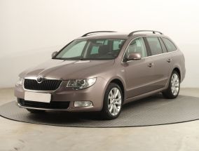 Skoda Superb - 2012