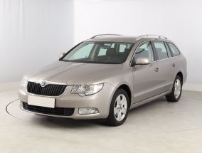 Skoda Superb - 2010