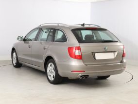 Skoda Superb - 2010