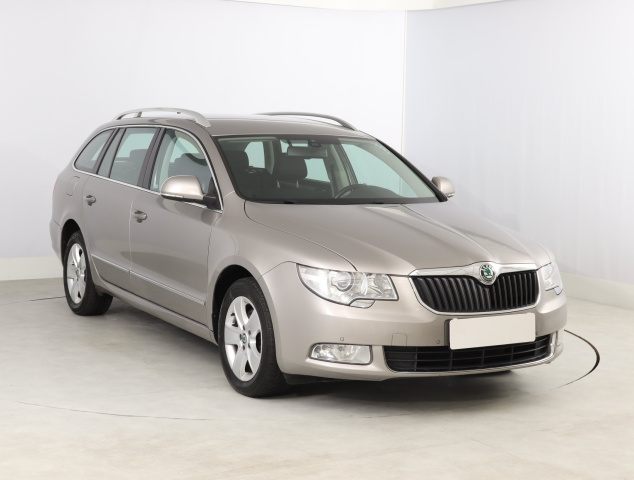 Škoda Superb 2010