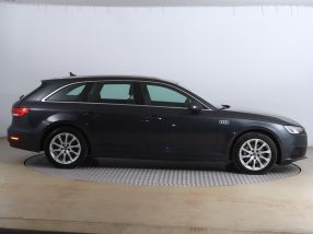 Audi A4 - 2016