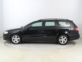Volkswagen Passat - 2010