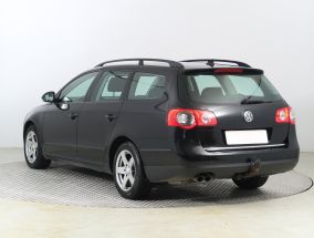 Volkswagen Passat - 2010