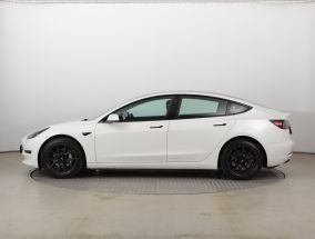 Tesla Model 3 - 2022
