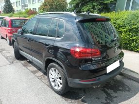 Volkswagen Tiguan - 2015