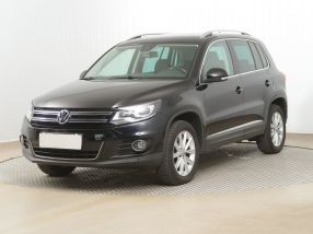 Volkswagen Tiguan - 2015