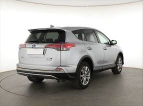 Toyota RAV 4 - 2016