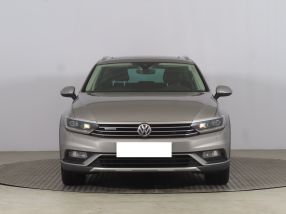 Volkswagen Passat - 2016
