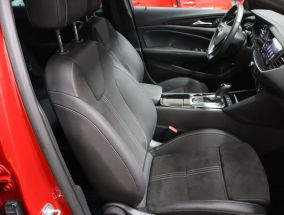 Opel Insignia - 2022