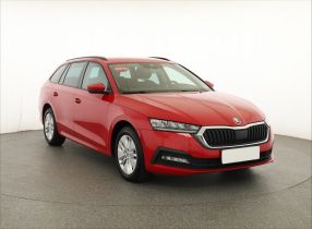 Škoda Octavia - 2023
