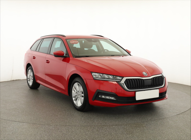 Škoda Octavia 2023