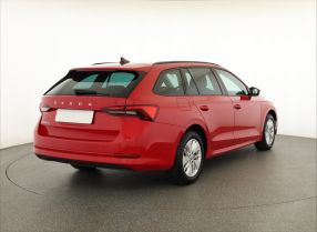 Škoda Octavia - 2023