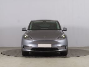 Tesla Model Y - 2024