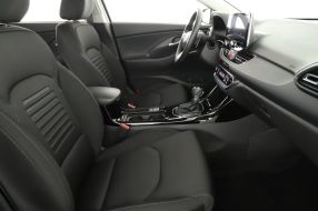 Hyundai i30 - 2025
