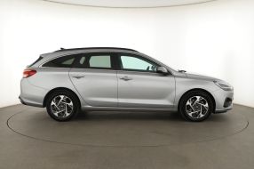 Hyundai i30 - 2025