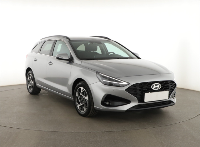 Hyundai i30 2025