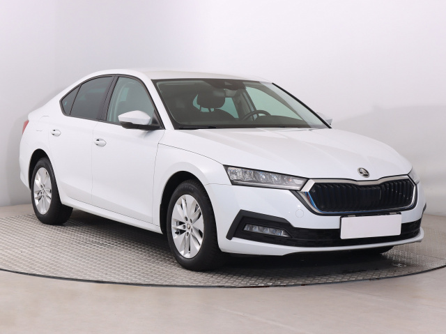 Škoda Octavia 2023