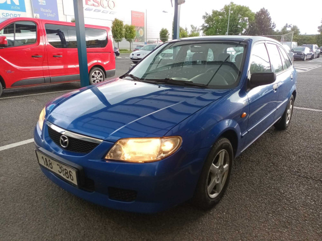 Mazda 323 2002