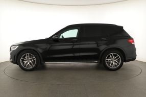 Mercedes-Benz GLC - 2020