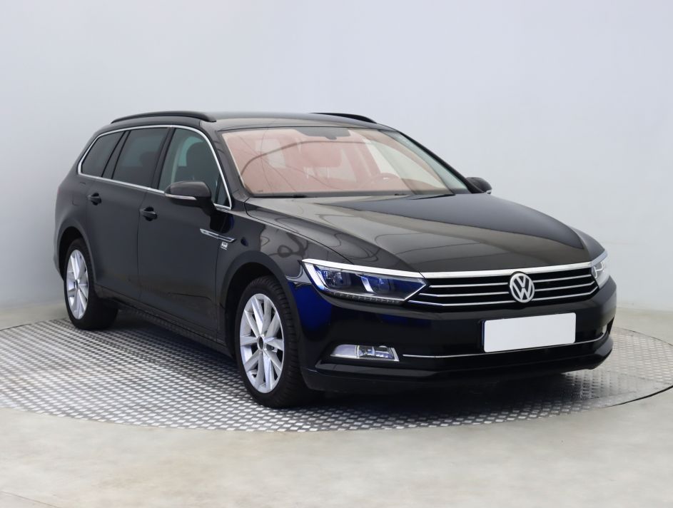 Volkswagen Passat - 2015