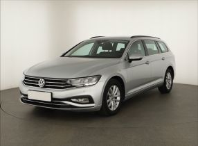 Volkswagen Passat - 2020