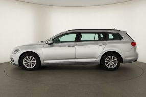 Volkswagen Passat - 2020