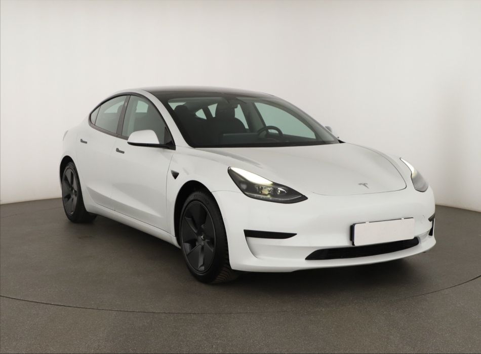 Tesla Model 3 - 2021
