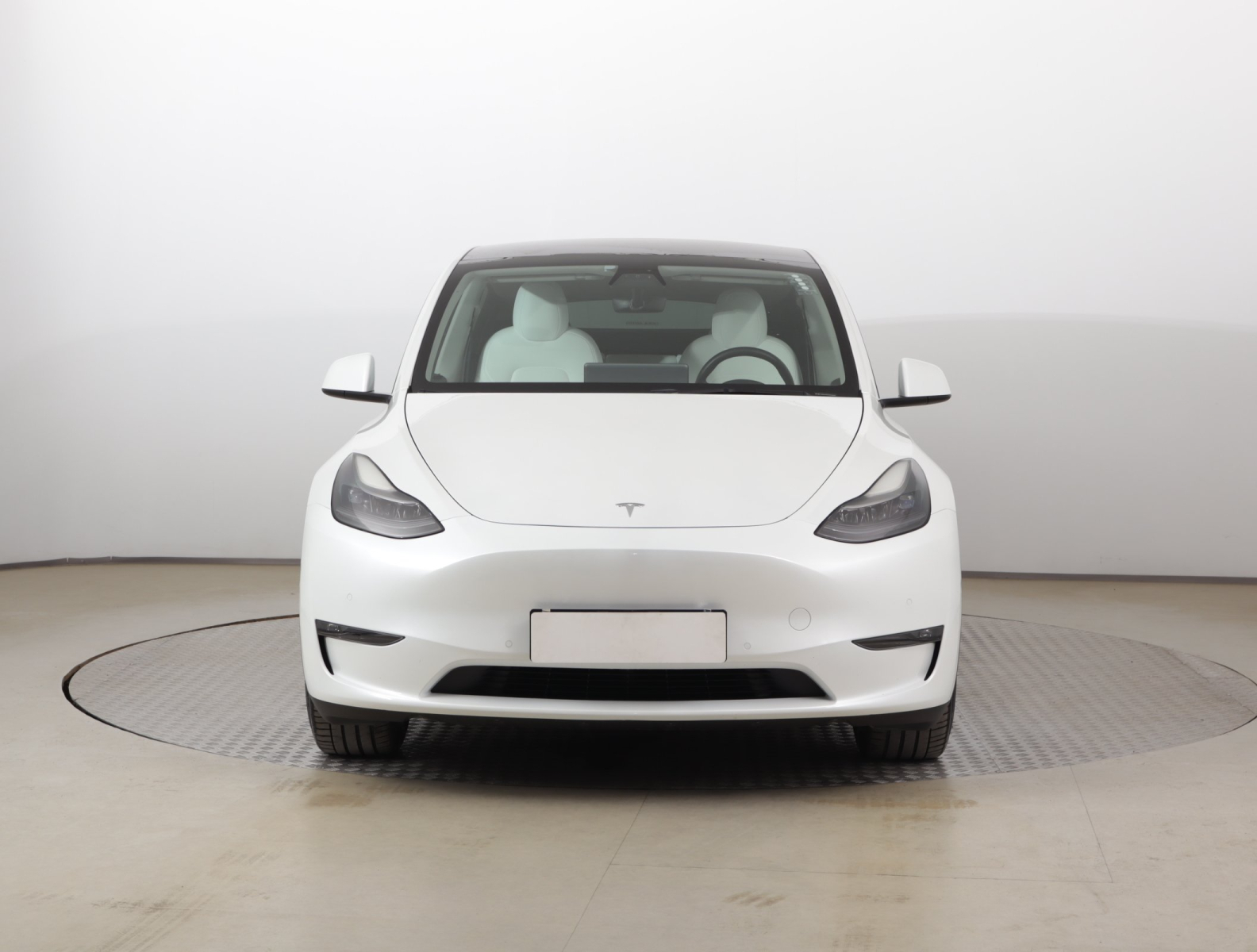 Tesla Model Y - 2021