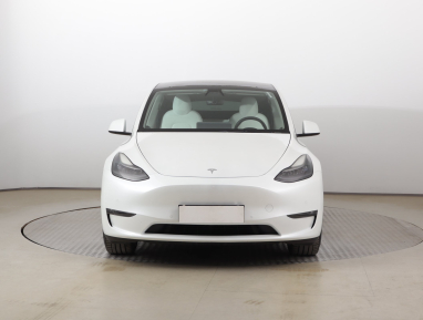 Tesla Model Y - 2021