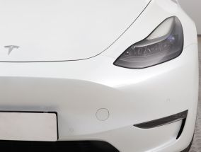 Tesla Model Y - 2021