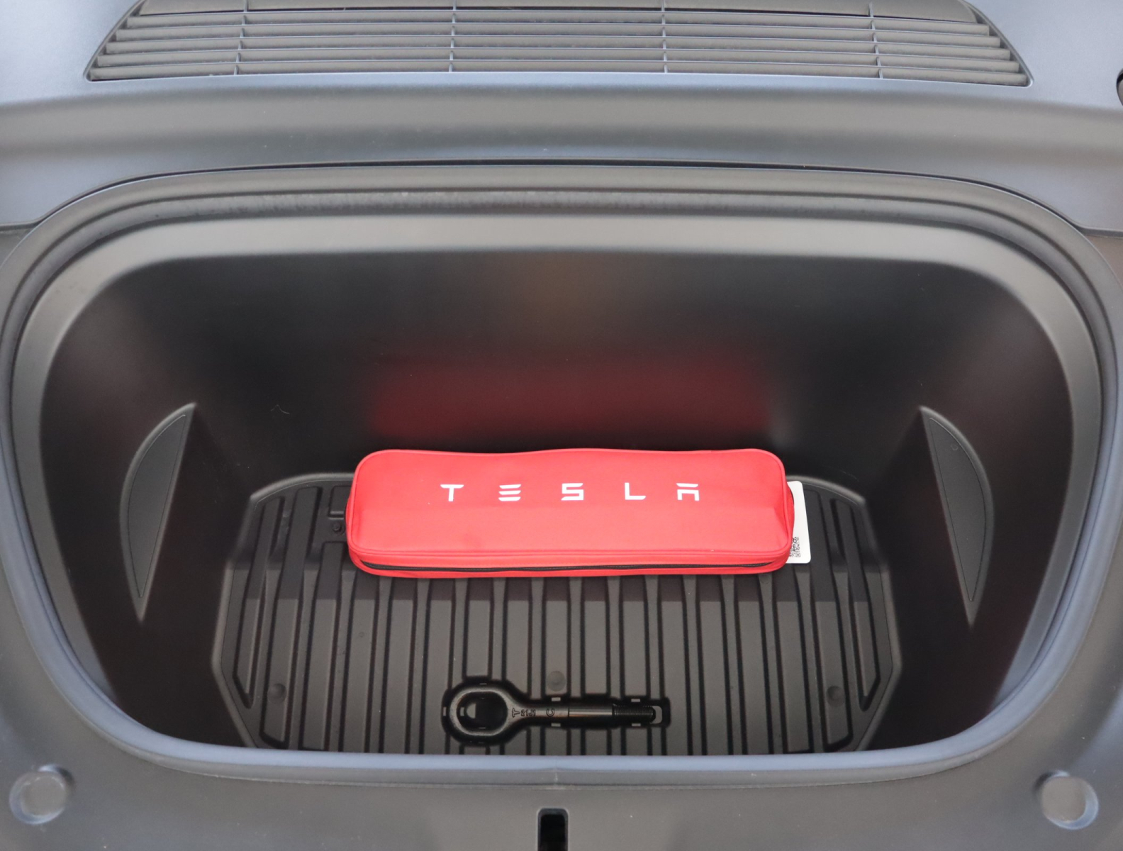 Tesla Model Y - 2021