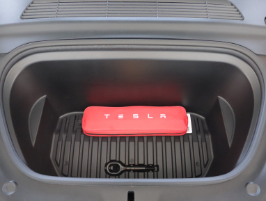 Tesla Model Y - 2021