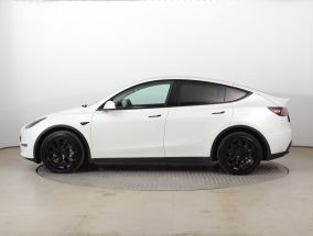 Tesla Model Y - 2021