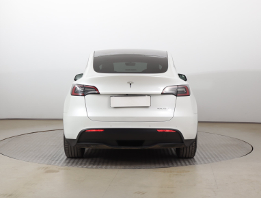 Tesla Model Y - 2021
