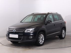Volkswagen Tiguan - 2012