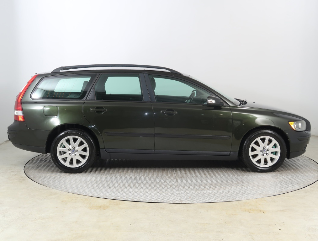 Volvo V50