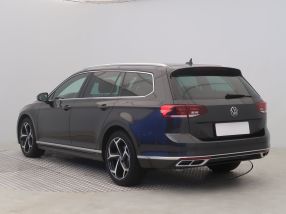 Volkswagen Passat - 2023