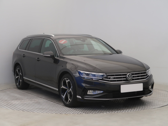 Volkswagen Passat 2023