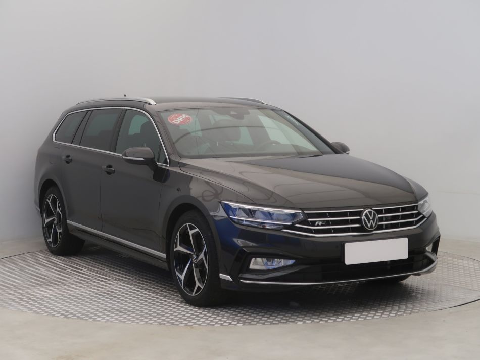 Volkswagen Passat - 2023