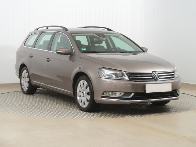 Volkswagen Passat 2011