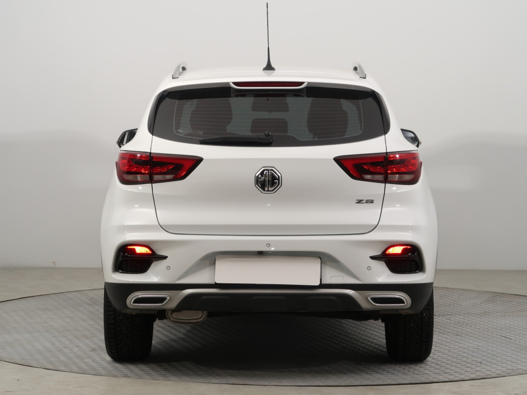 MG ZS SUV