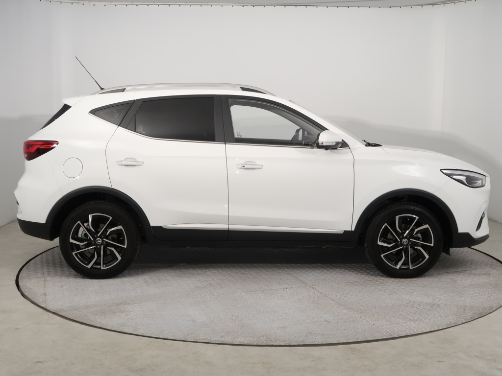 MG ZS SUV