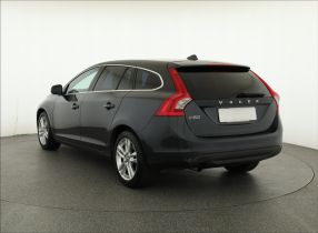 Volvo V60 - 2011