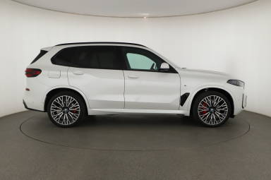 BMW X5 - 2025