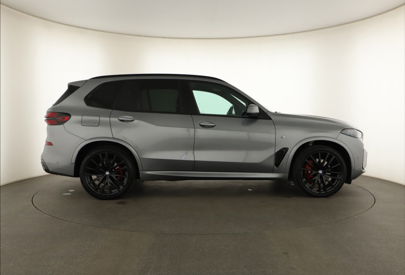 BMW X5, 2025