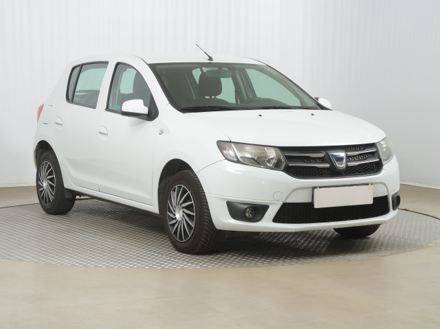 Dacia Sandero 2013