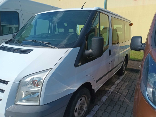 Ford Transit 2011