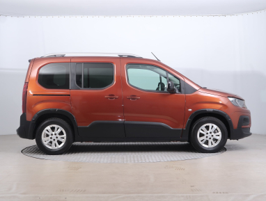 Peugeot e-Rifter - 2022