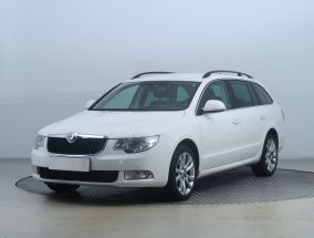 Skoda Superb - 2012