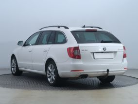 Skoda Superb - 2012